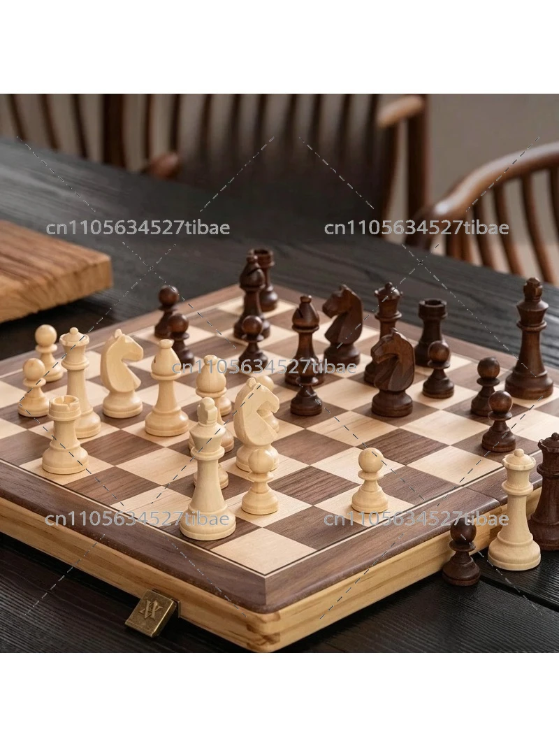 مجموعة شطرنج مغناطيسية مع لوحة - مراجعة Board Game Hotel وسعره
