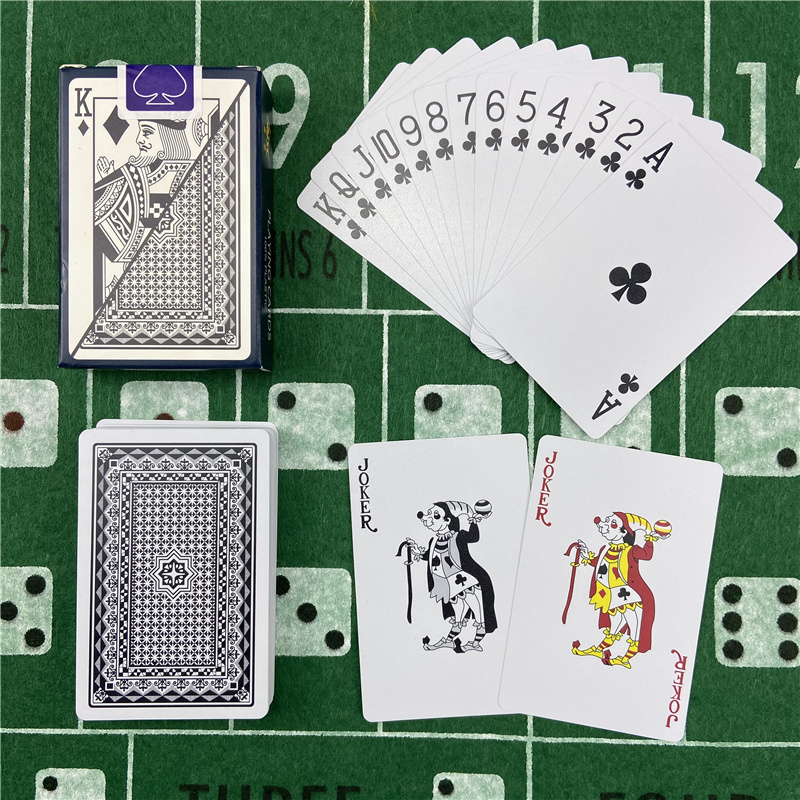 بطاقات البوكر المتينة ذات الطا - مراجعة Board Game Hotel وسعره