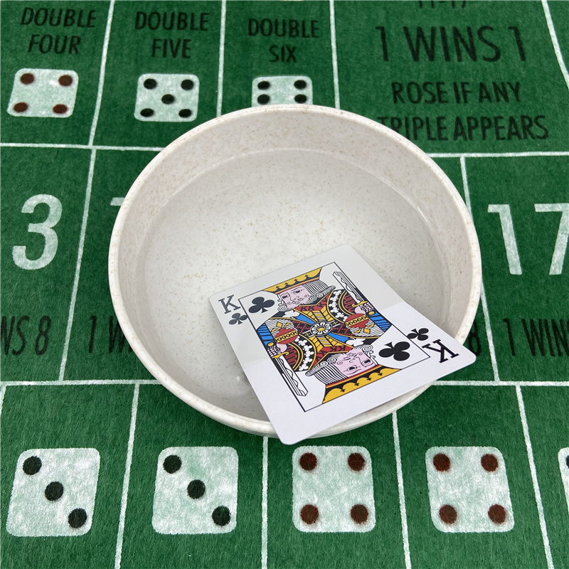 بطاقات البوكر المتينة ذات الطا - مراجعة Board Game Hotel وسعره